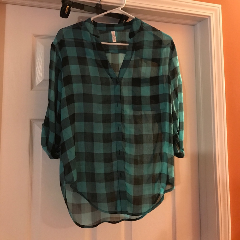 Xhilaration shirt size xs